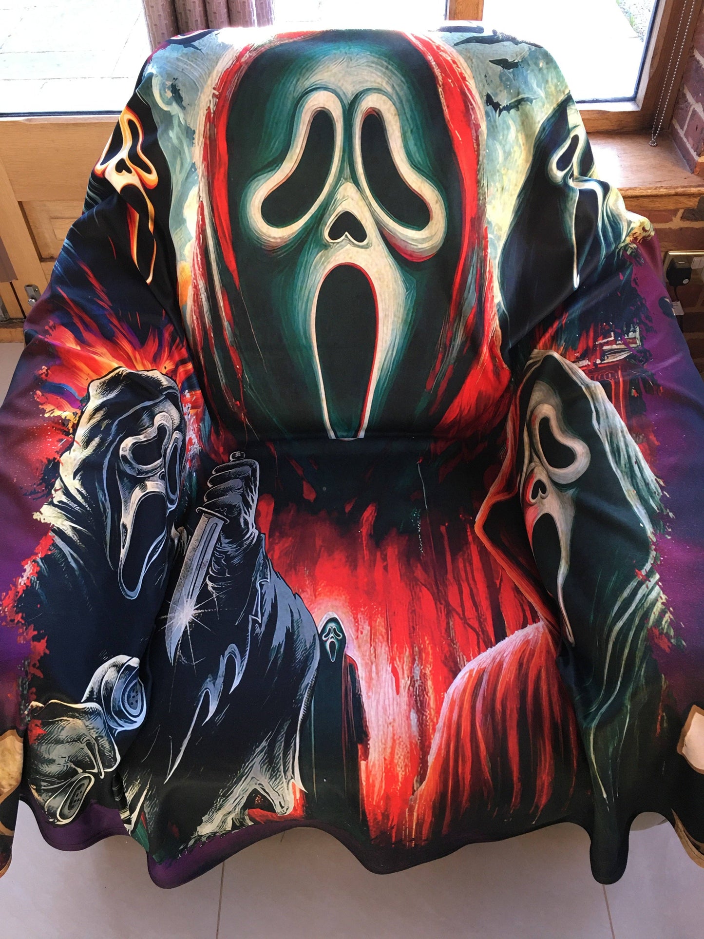 Wild Star Hearts - WSH - Scream Ghost Face - Twin Bedspread Top Cover / Throw / Fleece